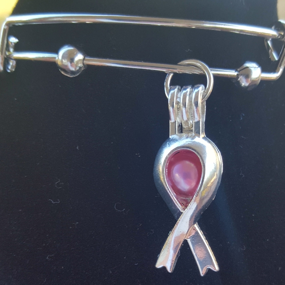 Women's breast cancer awareness bracelet